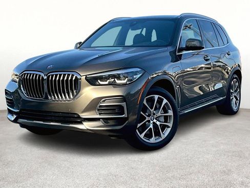 Used 2023 BMW X5 xDrive45e image 16