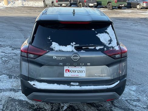 Used 2023 Nissan Rogue SV image 6
