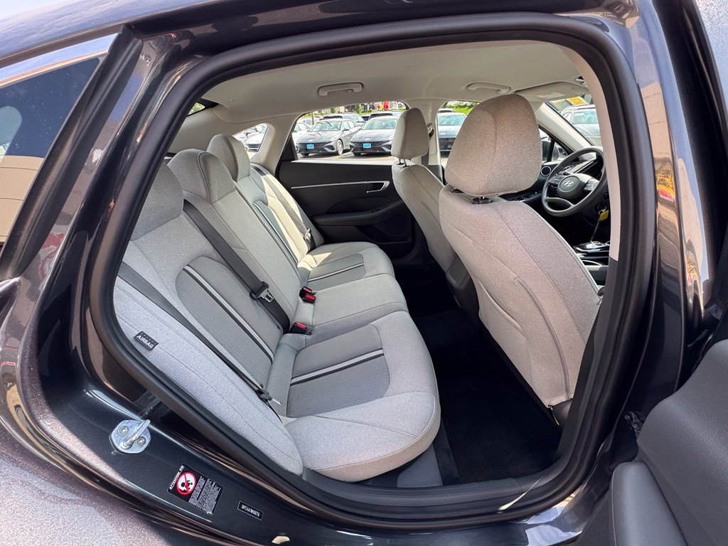 Used 2021 Hyundai Sonata SE FWD image 21