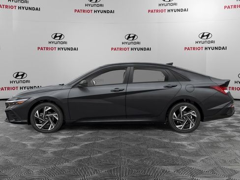 New 2026 Hyundai Elantra Sport FWD image 3