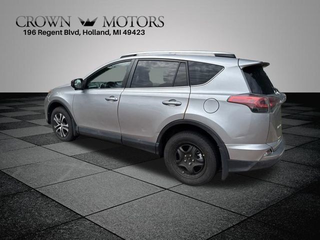 Used 2016 Toyota RAV4 LE AWD/4WD image 5