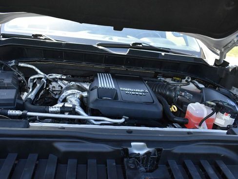 Used 2021 Chevrolet Silverado 1500 LT RWD image 29