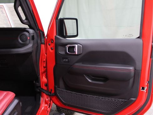 Used 2024 Jeep Wrangler Unlimited Rubicon 392 image 30