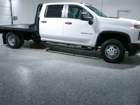 Used 2025 Chevrolet Silverado 3500 W/T w/ WT Convenience Package AWD/4WD image 6