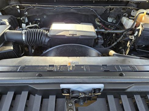 Used 2021 Chevrolet Silverado 3500 LT image 31