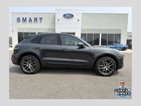 Used 2023 Porsche Macan Turbo AWD/4WD image 1