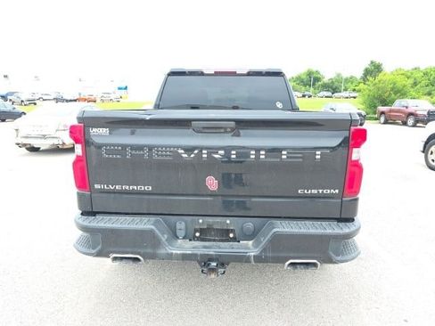 Used 2020 Chevrolet Silverado 1500 Custom Trail Boss AWD/4WD image 4