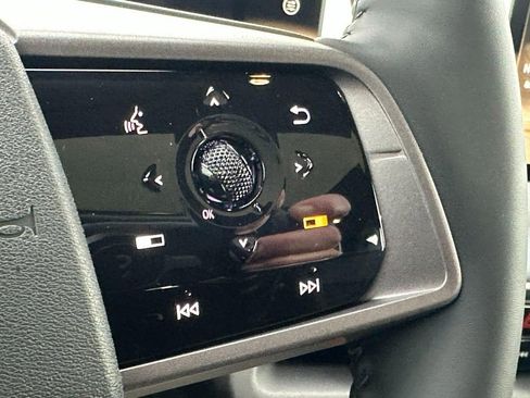 New 2026 Nissan Leaf Platinum+ w/ Cargo Package (Platinum+) image 14