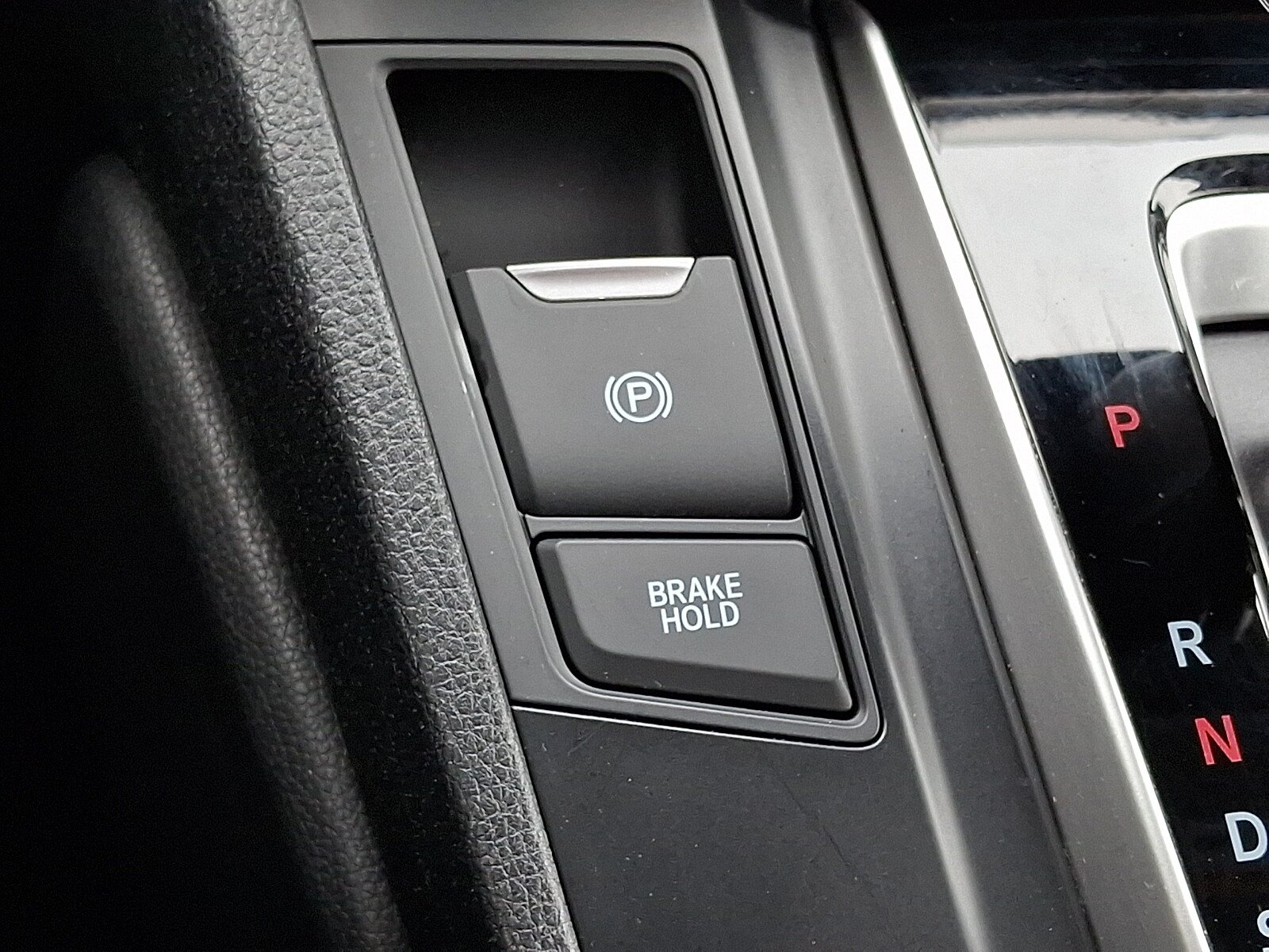 Used 2017 Honda CR-V LX image 22