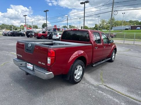 Used 2007 Nissan Frontier SE w/ SE Value Truck Pkg AWD/4WD image 8