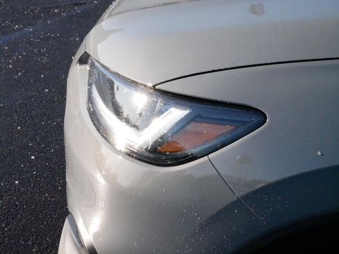 Used 2024 Honda HR-V Sport image 16