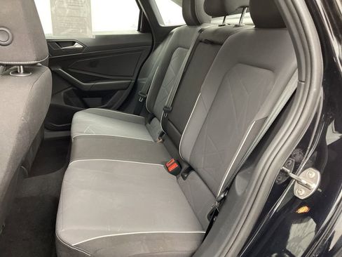 Used 2025 Volkswagen Jetta Sport image 25