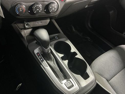 Used 2024 Chevrolet Trax LS w/ LS Convenience Package FWD image 23