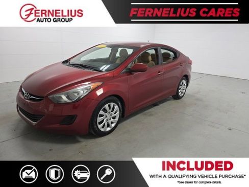 Used 2013 Hyundai Elantra GLS image 3