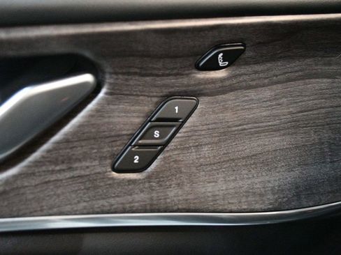 Used 2021 Jeep Grand Cherokee L Overland w/ Luxury Tech Group IV image 70