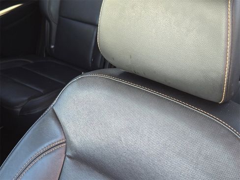 Used 2019 Chevrolet Traverse Premier w/ Driver Confidence II Package image 10