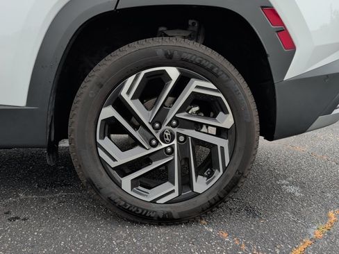 Certified 2025 Hyundai Tucson Limited AWD/4WD image 22