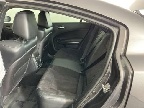 Used 2015 Dodge Charger R/T RWD image 25