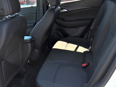 Used 2024 Buick Encore GX Preferred image 33