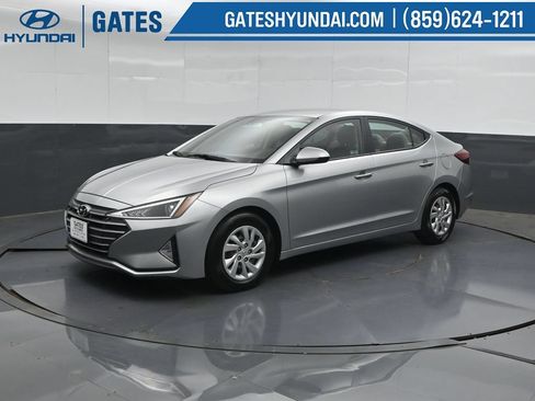 Used 2020 Hyundai Elantra SE FWD image 6