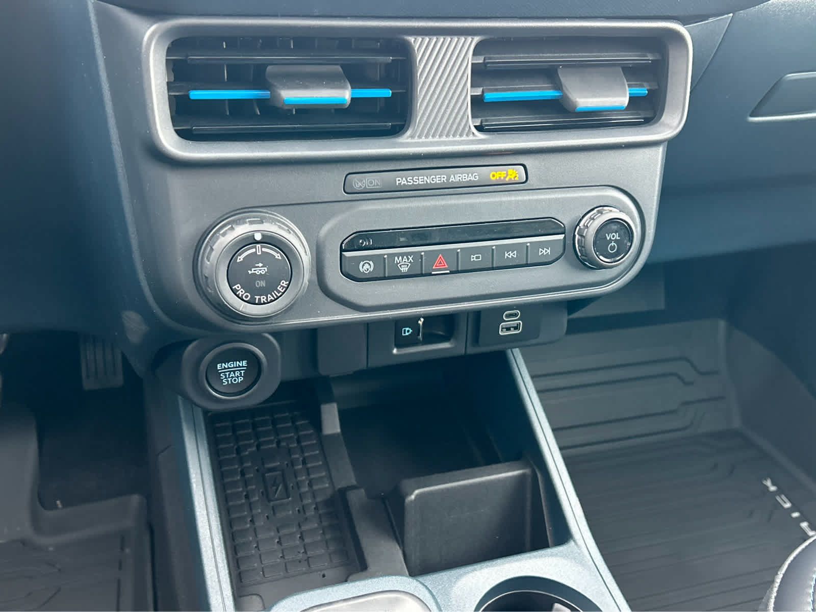 New 2025 Ford Maverick Lobo AWD/4WD image 56