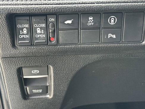 Used 2024 Honda Odyssey Touring image 21