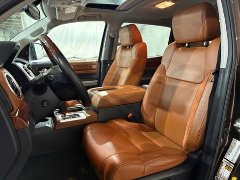 Used 2021 Toyota Tundra 1794 Edition image 4