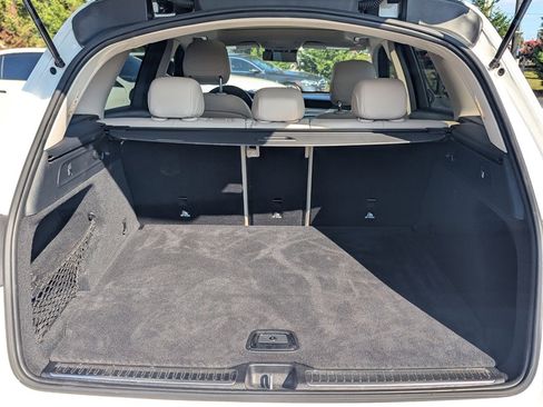 Used 2022 Mercedes-Benz GLC 300 GLC 300 w/ Premium Package Lite image 26