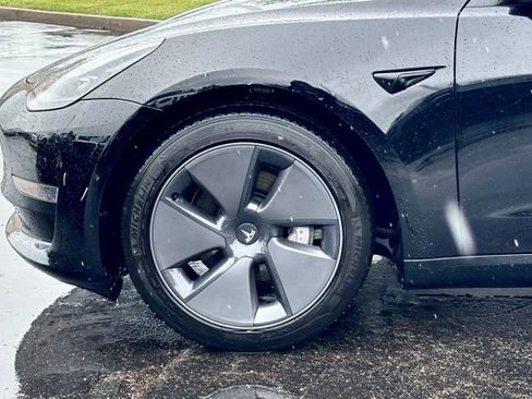 Used 2023 Tesla Model 3 Standard Range RWD image 7