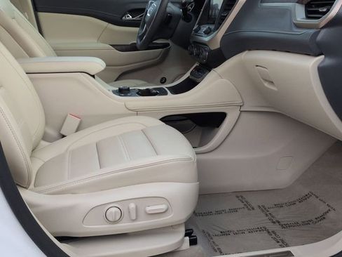 Used 2023 GMC Acadia Denali w/ Denali Technology Package image 30