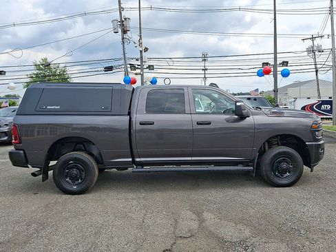 Used 2025 RAM 2500 Tradesman AWD/4WD image 32