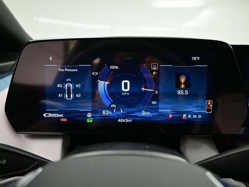 Used 2026 Chevrolet Equinox EV LT FWD image 22