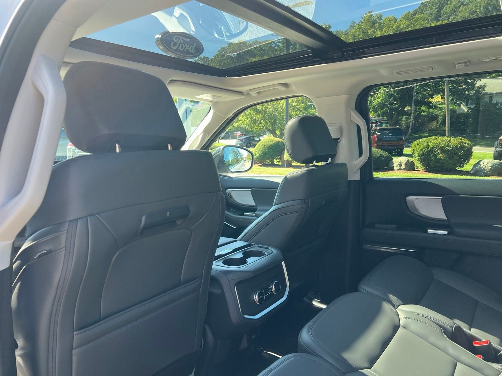 New 2026 Ford Expedition Active AWD/4WD image 18