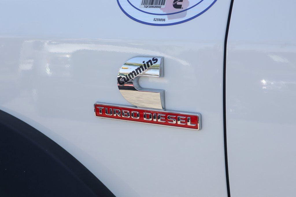 Used 2022 RAM 5500 Tradesman w/ Chrome Appearance Group RWD image 45