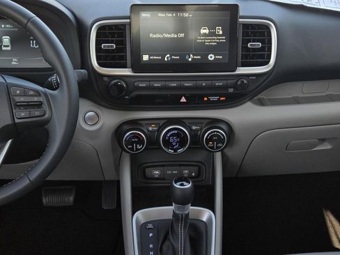 New 2026 Hyundai Venue SEL image 22