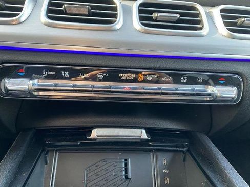 Used 2024 Mercedes-Benz GLE 450e 4MATIC image 22