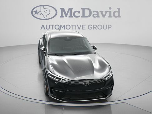 Used 2025 Ford Mustang Mach-E GT AWD/4WD image 34
