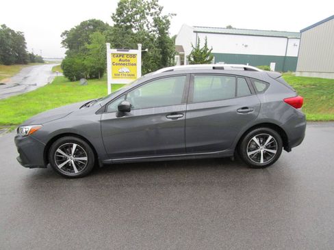 Used 2019 Subaru Impreza 2.0i Premium w/ Eyesight & BSD/Rcta & SRF AWD/4WD image 2