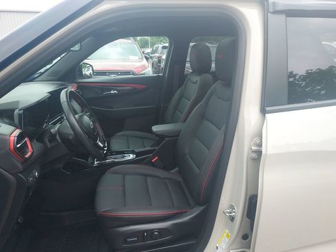 Used 2026 Chevrolet TrailBlazer RS w/ Convenience Package AWD/4WD image 28
