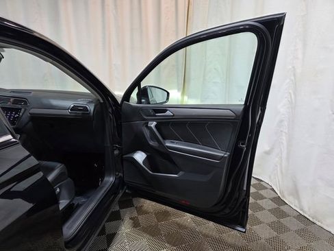 Certified 2023 Volkswagen Tiguan SE AWD/4WD image 33