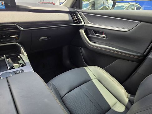 Used 2025 MAZDA CX-70 Plug-In Hybrid w/ Premium Pkg AWD/4WD image 15