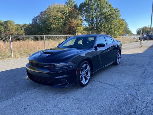 Used 2020 Dodge Charger R/T w/ Navigation & Travel Group image 6