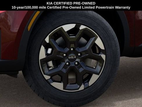Certified 2025 Kia Sorento S AWD/4WD image 9