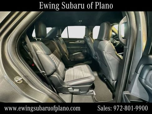 Used 2025 Ford Explorer ST-Line w/ Premium Package RWD image 29