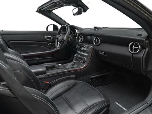 Used 2013 Mercedes-Benz SLK 55 AMG image 43