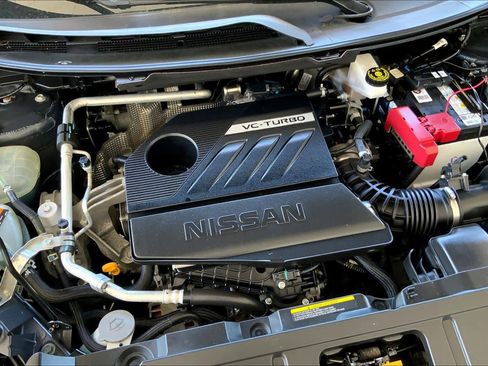 Used 2022 Nissan Rogue SV AWD/4WD image 31