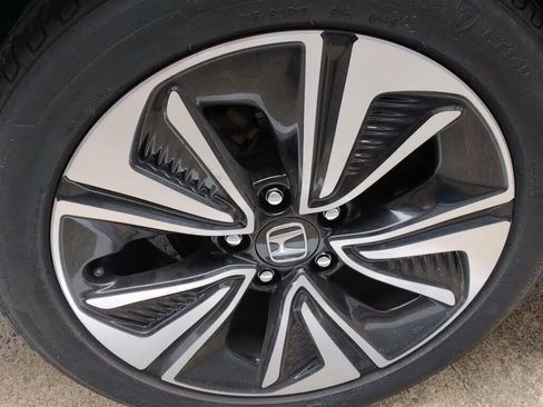 Used 2017 Honda Civic EX-T image 30