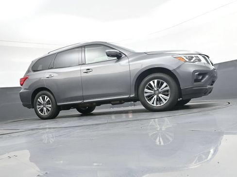 Used 2019 Nissan Pathfinder SL AWD/4WD image 44