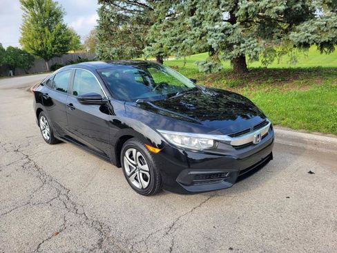 Used 2018 Honda Civic LX image 10
