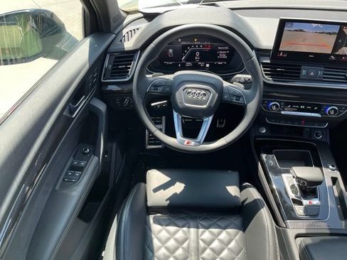 Used 2024 Audi SQ5 Prestige w/ Prestige Package AWD/4WD image 10